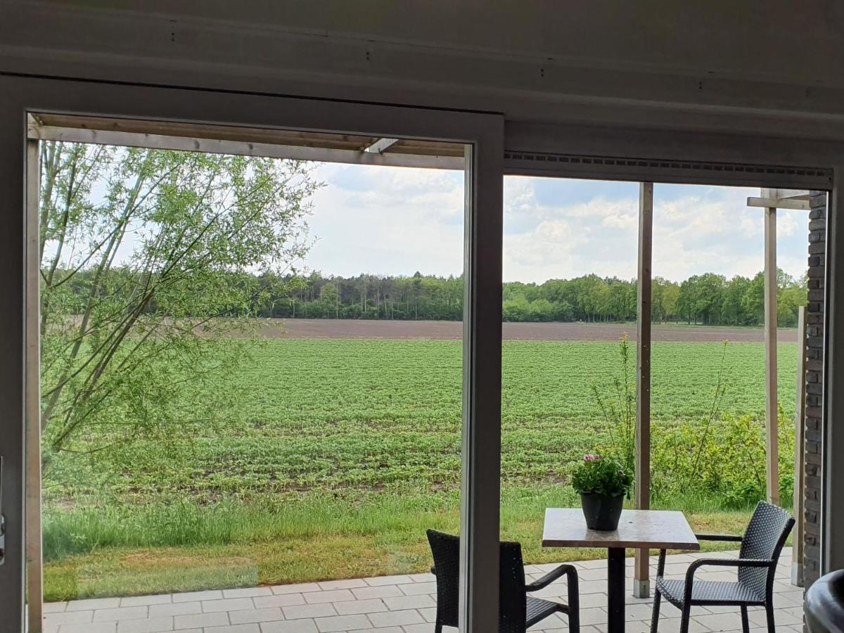 B&B Hotel De Vrije Vogel Elsloo  Værelse billede