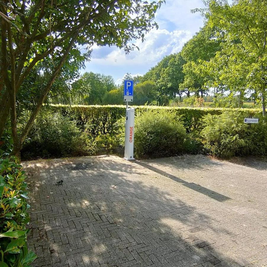B&B Hotel De Vrije Vogel Elsloo  Eksteriør billede